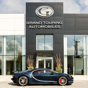 Bugatti Chiron (CNW Group/Grand Touring Automobiles)